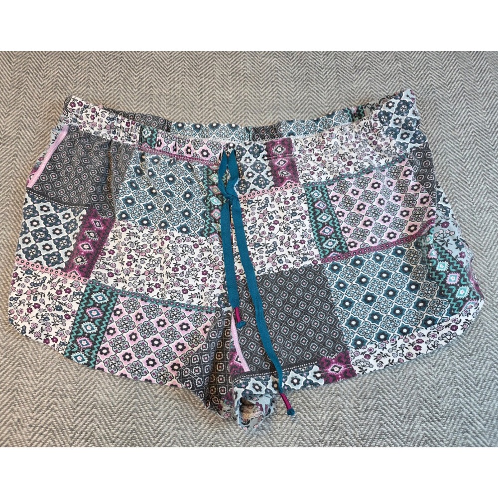 Secret Treasures Arctic White Patches Pajama Shorts L 12-14 TZ38354BB